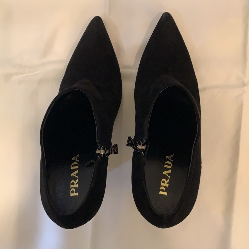 Prada black suede bootie. Sz 36. Amazing ! - Picture 6 of 13